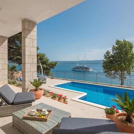 Absolute Beach Villa 오미스 외부 사진