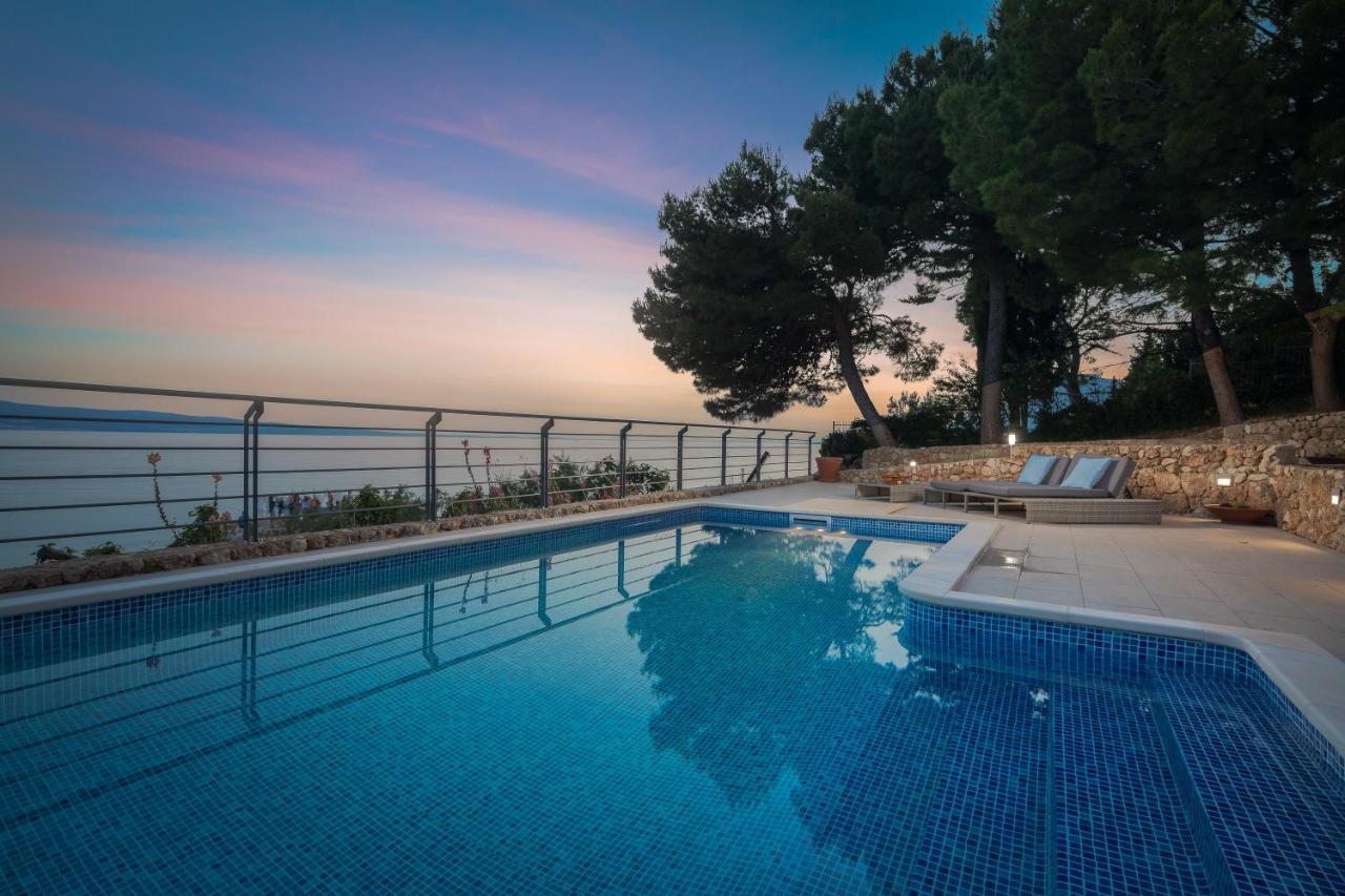Absolute Beach Villa 오미스 외부 사진