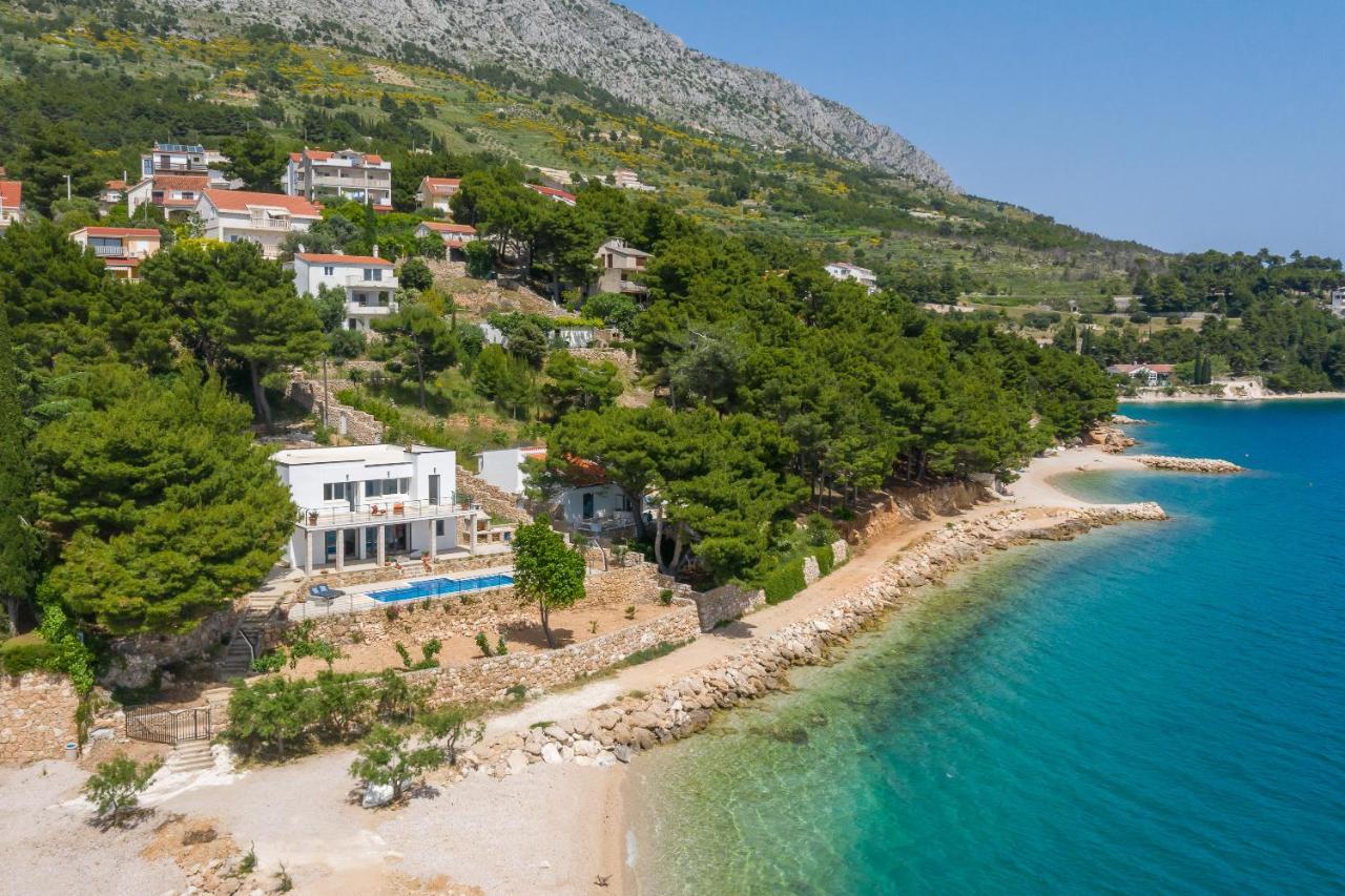 Absolute Beach Villa 오미스 외부 사진